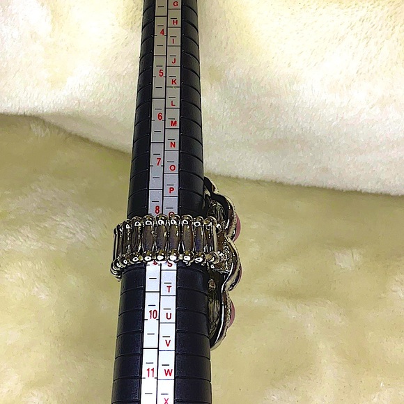 Lilac Moonglow  Stretch Statement Ring - Picture 4 of 4